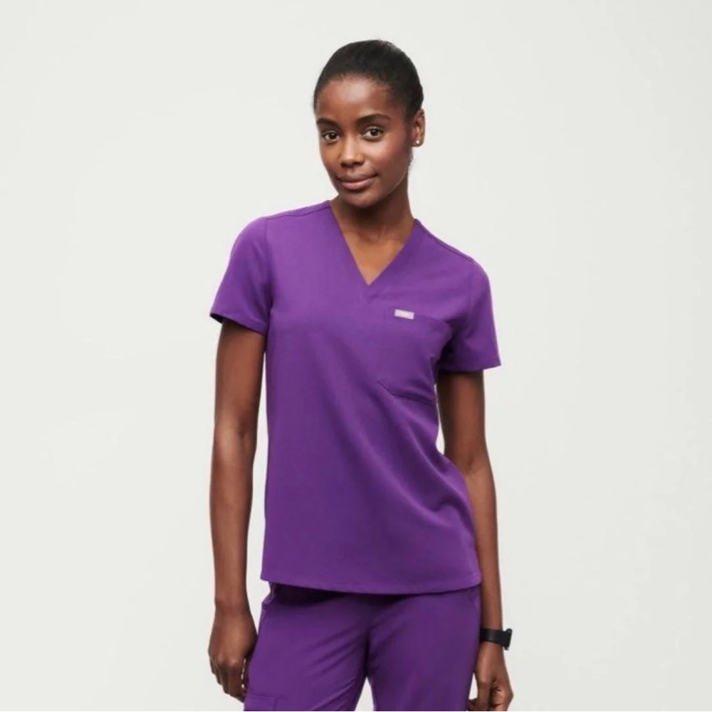 Figs Catrina One Pocket Scrub Top